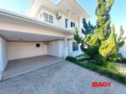 Casa / Sobrado para Locação em Palhoça/SC Pedra Branca 4...
