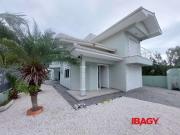 Casa / Sobrado para Locação em Palhoça/SC Praia de Fora...