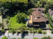 Casa / Sobrado para Locação em Petrópolis/RJ Centro 13...