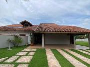Casa / Sobrado para Locação em Pindamonhangaba/SP Nossa...