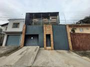 Casa / Sobrado para Locação em Ponta Grossa/PR Centro 3... Casa / Sobrado para Locação em Ponta Grossa/PR Centro 3...