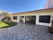 Casa / Sobrado para Locação em Ponta Grossa/PR Jardim...