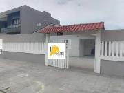 Casa / Sobrado para Locação em Pontal do Paraná/PR...