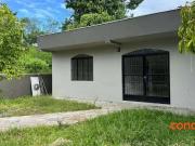 Casa / Sobrado para Locação em Porto Alegre/RS Guarujá