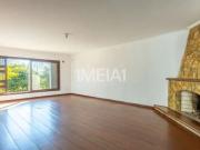 Casa / Sobrado para Locação em Porto Alegre/RS Jardim...