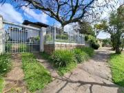 Casa / Sobrado para Locação em Porto Alegre/RS Três...