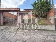 Casa / Sobrado para Locação em Porto Alegre/RS Vila João...