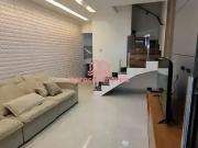 Casa / Sobrado para Locação em Praia Grande/SP Vila...