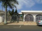 Casa / Sobrado para Locação em São Carlos/SP Centro 4...