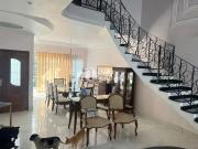 Casa / Sobrado para Locação em São José dos Campos/SP...