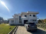 Casa / Sobrado para Locação em São José dos Pinhais/PR...