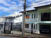Casa / Sobrado para Locação em São José/SC Barreiros 6...