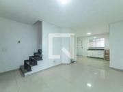 Casa / Sobrado para Locação em São Paulo/SP Bosque da...