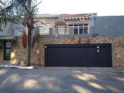 Casa / Sobrado para Locação em São Paulo/SP Cidade Mãe...