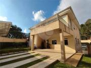 Casa / Sobrado para Locação em São Paulo/SP Interlagos 4...