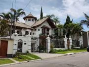 Casa / Sobrado para Locação em São Paulo/SP Interlagos 4...