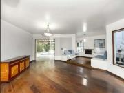 Casa / Sobrado para Locação em São Paulo/SP Real Parque...