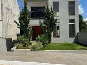 Casa / Sobrado para Locação em São Roque/SP Jardim Guaçu...