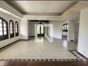 Casa / Sobrado para Locação em Salvador/BA Itaigara 7...