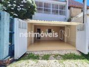 Casa / Sobrado para Locação em Salvador/BA Itapuã 4 Quartos