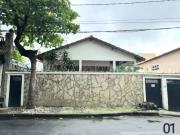 Casa / Sobrado para Locação em Salvador/BA Pituba 6 Quartos