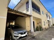 Casa / Sobrado para Locação em Salvador/BA Praia do...