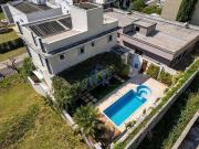 Casa / Sobrado para Locação em Santana de Parnaíba/SP...