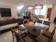 Casa / Sobrado para Locação em Santana de Parnaíba/SP...