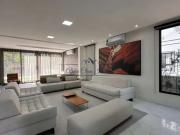 Casa / Sobrado para Locação em Santana de Parnaíba/SP...