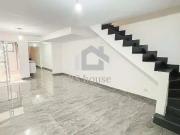 Casa / Sobrado para Locação em Santo André/SP Vila...