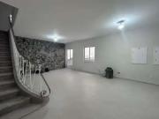 Casa / Sobrado para Locação em Santos/SP Campo Grande 5...