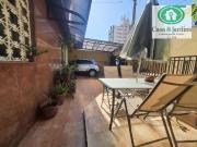 Casa / Sobrado para Locação em Santos/SP Embaré 3 Quartos