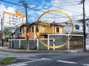 Casa / Sobrado para Locação em Santos/SP Embaré 3 Quartos