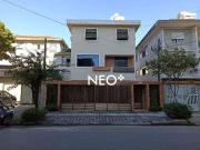 Casa / Sobrado para Locação em Santos/SP Embaré 4 Quartos