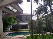 Casa / Sobrado para Locação em Santos/SP Gonzaga 4 Quartos