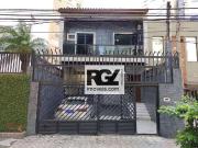 Casa / Sobrado para Locação em Santos/SP Gonzaga 4 Quartos