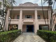 Casa / Sobrado para Locação em Santos/SP Gonzaga 6 Quartos