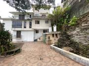 Casa / Sobrado para Locação em Santos/SP Marapé 6 Quartos