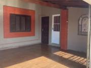 Casa / Sobrado para Locação em Sarapuí/SP Centro 2 Quartos