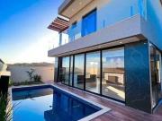 Casa / Sobrado para Locação em Senador Canedo/GO Jardins...