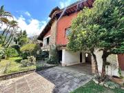 Casa / Sobrado para Locação em Teresópolis/RJ Alto 5 Quartos