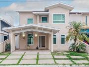 Casa / Sobrado para Locação em Tremembé/SP Campos do...