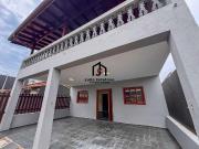 Casa / Sobrado para Locação em Ubatuba/SP Itaguá 4 Quartos