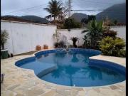 Casa / Sobrado para Locação em Ubatuba/SP Ressaca 3 Quartos