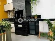 Casa / Sobrado para Locação em Uberlândia/MG Aclimação 3...