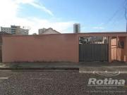 Casa / Sobrado para Locação em Uberlândia/MG Brasil 3...