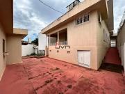 Casa / Sobrado para Locação em Uberlândia/MG Fundinho 4...