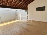 Casa / Sobrado para Locação em Uberlândia/MG Jardim...