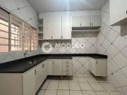 Casa / Sobrado para Locação em Uberlândia/MG Jardim...