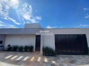 Casa / Sobrado para Locação em Uberlândia/MG Laranjeiras...
